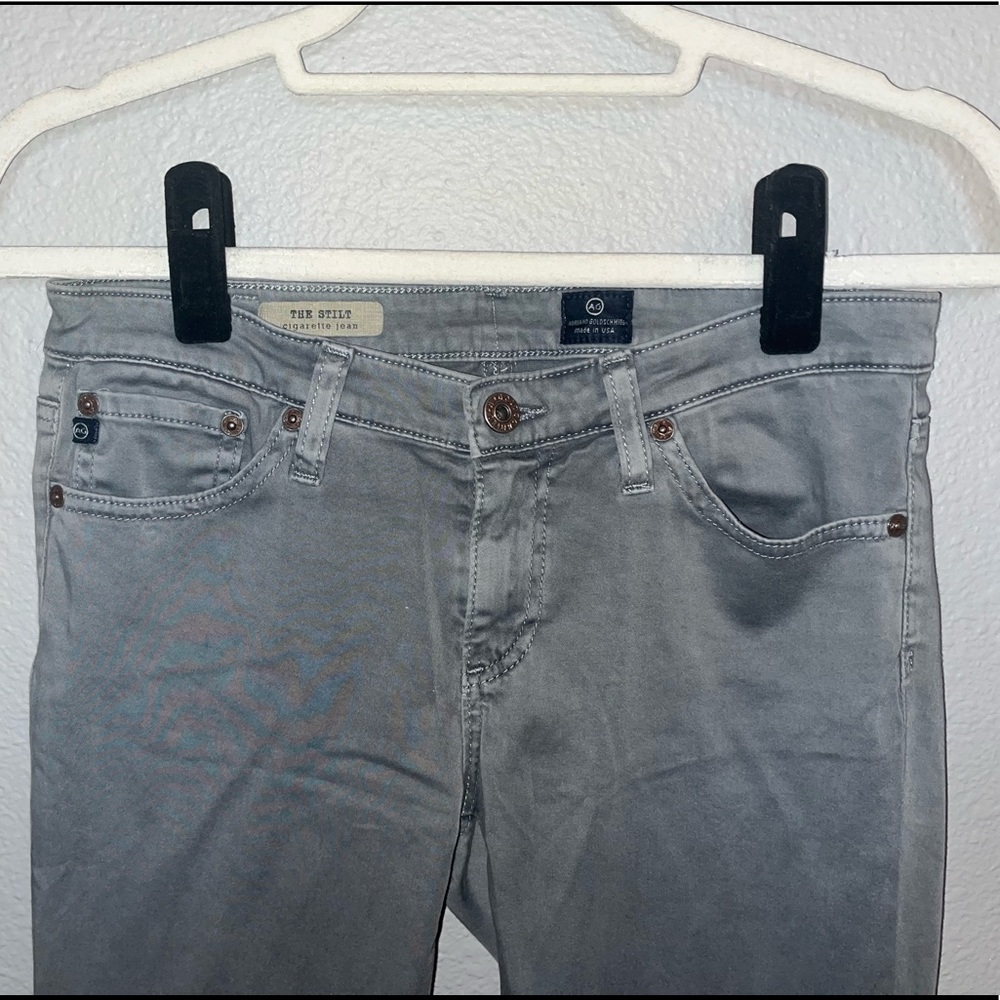 AG The Stilt Cigarette Jean. Size 27.